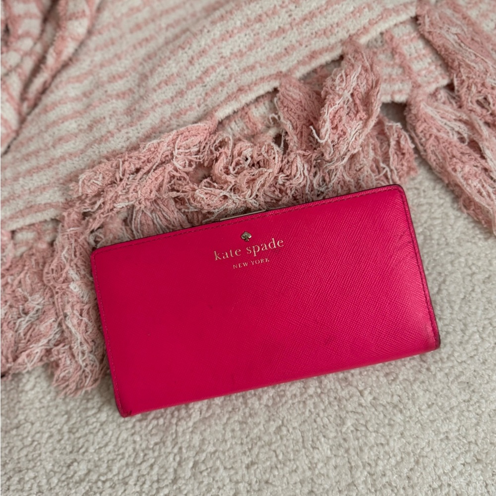 Kate Spade Fuchsia Wallet